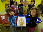 Pečení sněhuláků pro kamarády v Africe